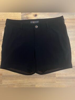 5.11 Tactical Women’s Outdoor Shorts Black Size 10 Flat Front 6” Inseam Athletic